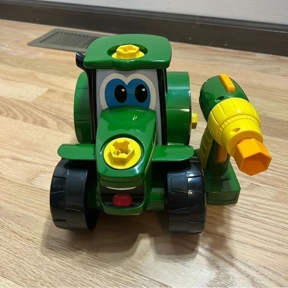 John Deere Build a Johnny Tractor Toy Green Yellow Kids Battery Screwdriver